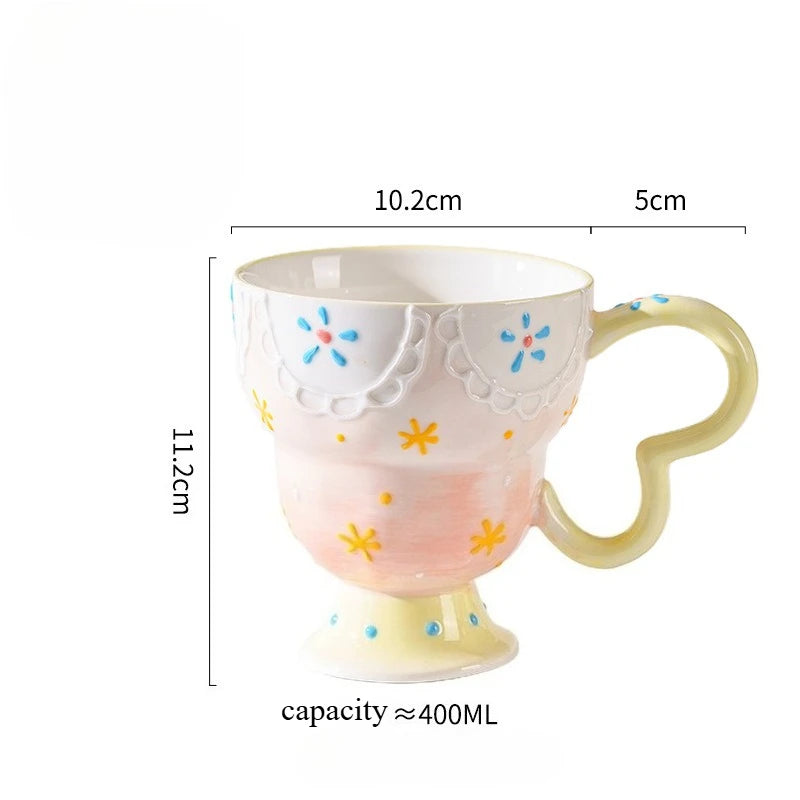 Niedliche Keramiktasse – Handbemaltes Relief – 400ml