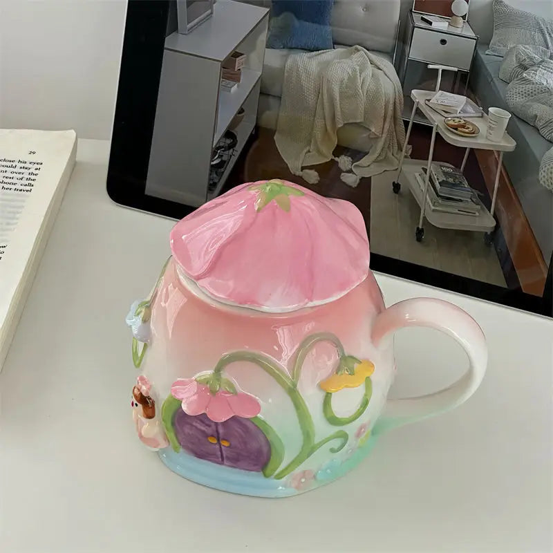 Niedliches Mädchen Keramiktasse – Handgemacht Bone China mit Deckel