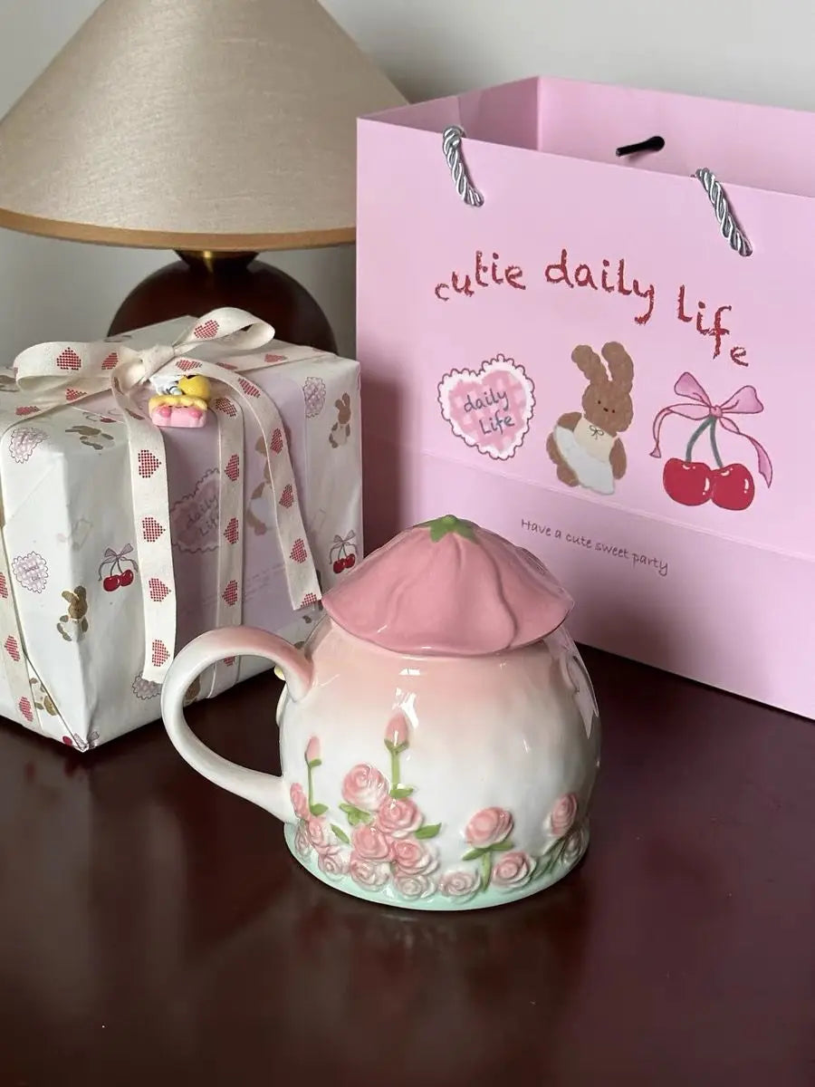 Niedliches Mädchen Keramiktasse – Handgemacht Bone China mit Deckel