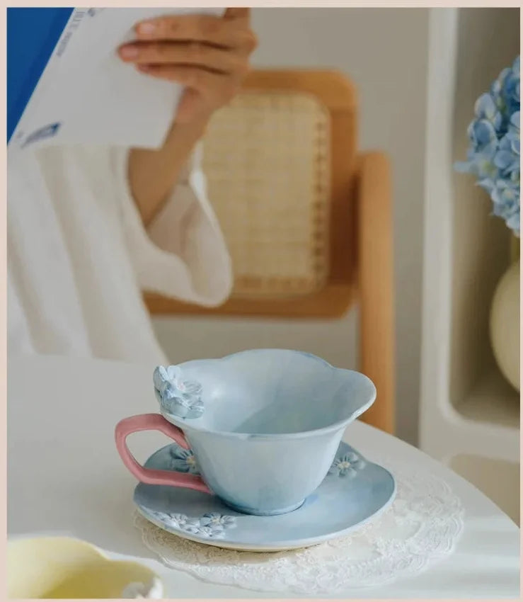 Nordische Keramik-Kaffeetasse – Handgefertigt, Bürostil