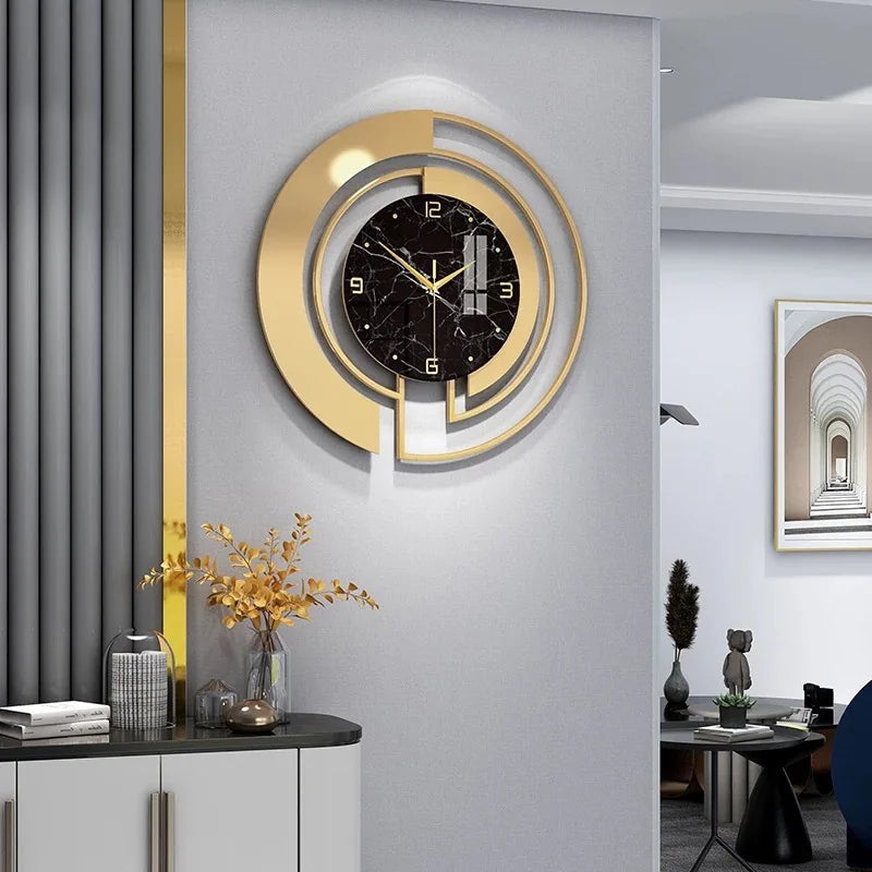 Nordische Wanduhr – Metalldesign – Grosses Format