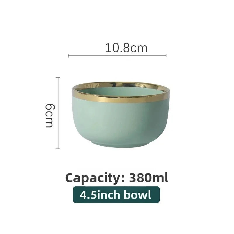 Nordisches Keramikgeschirr – Elegantes Design mit Goldrand