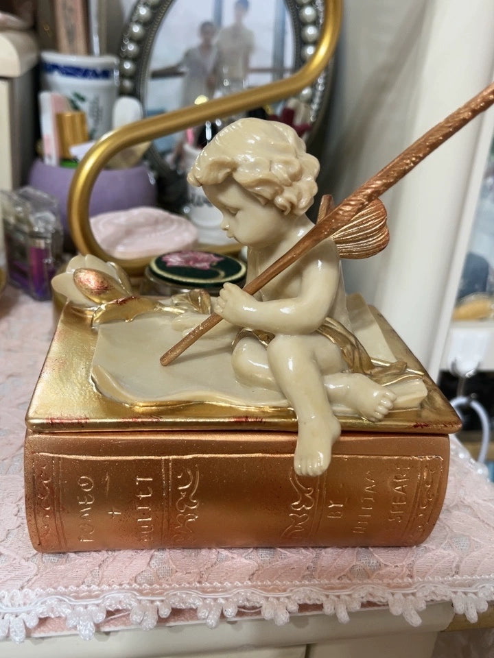 Retro Schmuckaufbewahrung – Harz Engel Design für Wohnzimmer