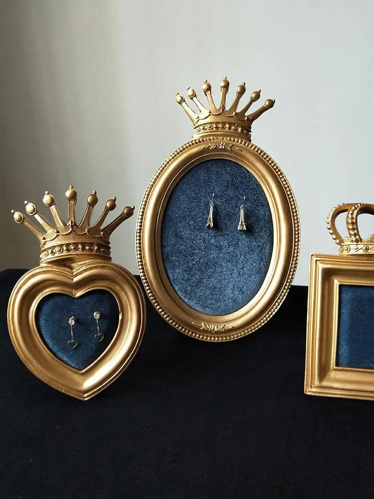 Ohrringhalter – Vintage Samtrahmen Design