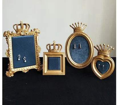 Ohrringhalter – Vintage Samtrahmen Design