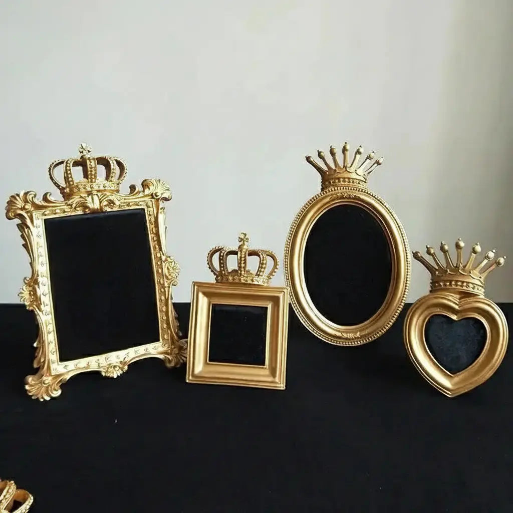 Ohrringhalter – Vintage Samtrahmen Design