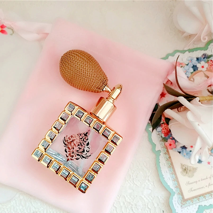 goldplattierter französischer Parfumflakon aus Kristallglas 50ml