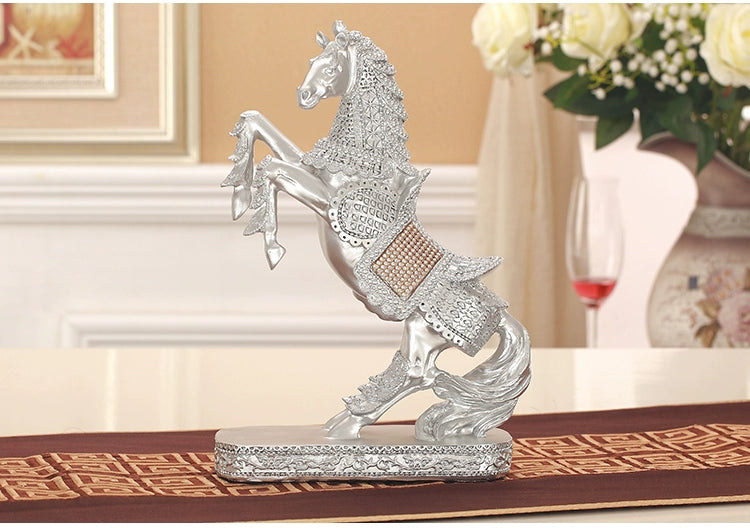 Pferdeskulptur – Origami-Design – Harz – Wohnaccessoire