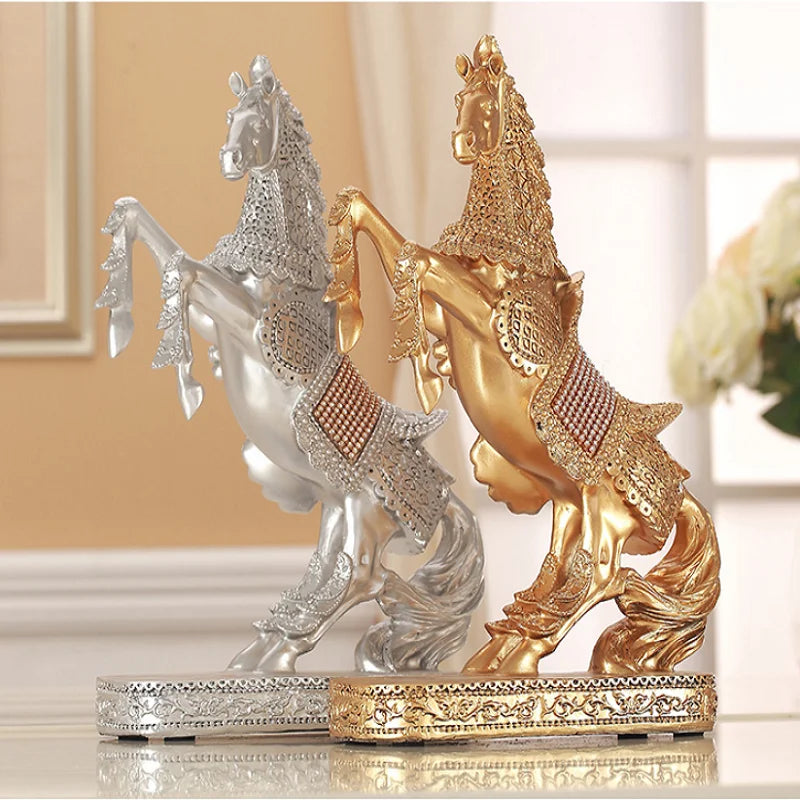 Pferdeskulptur – Origami-Design – Harz – Wohnaccessoire