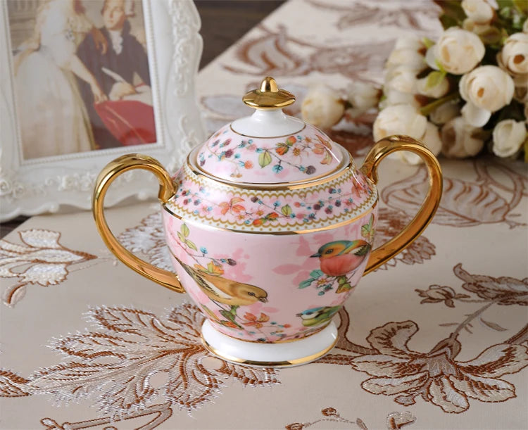 Pink Bird China Set – Elegantes Feinporzellan – Mehrteilig