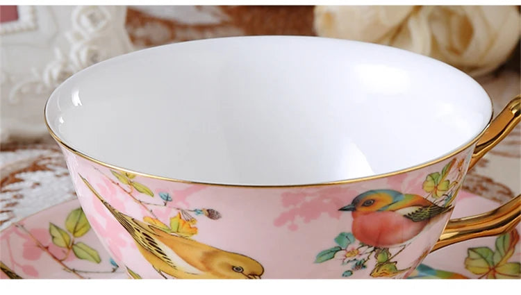 Pink Bird China Set – Elegantes Feinporzellan – Mehrteilig