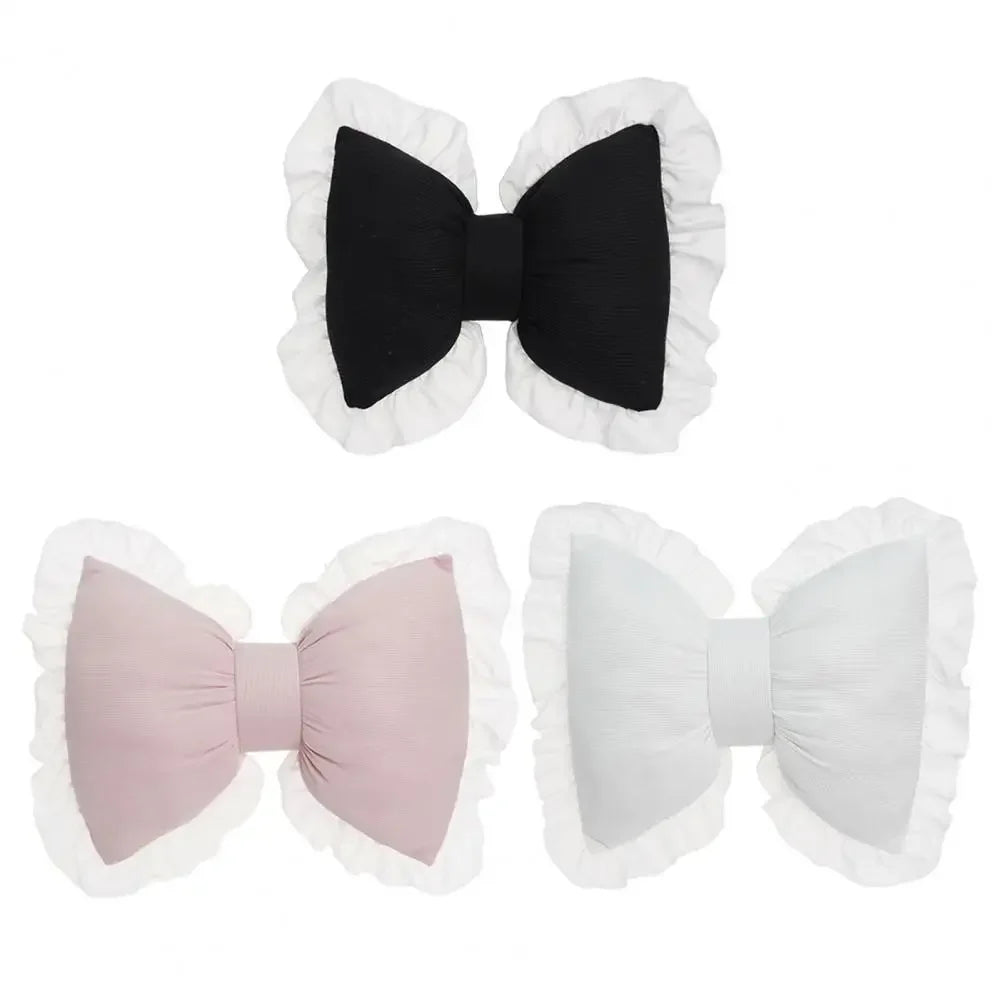 Plüsch Schleifen-Kissen – Romantische Spitze – 40x32cm