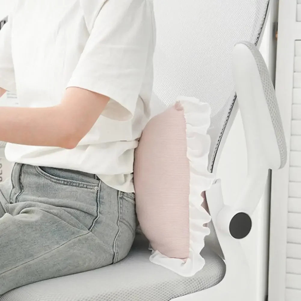 Plüsch Schleifen-Kissen – Romantische Spitze – 40x32cm