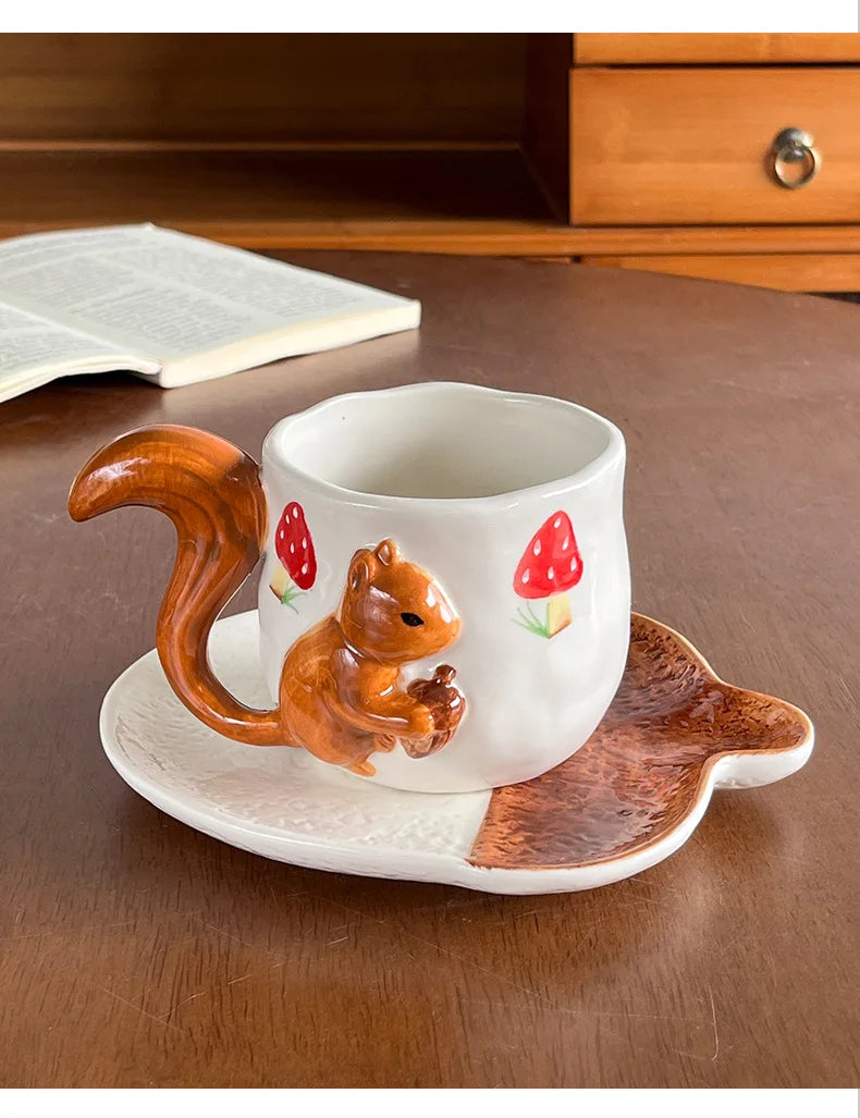 Porzellan-Teetasse & Untertasse - Eichhörnchen-Design - 350ml