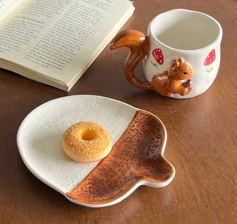 Porzellan-Teetasse & Untertasse - Eichhörnchen-Design - 350ml