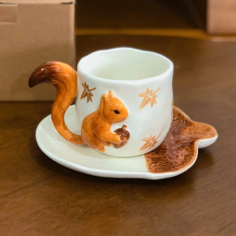 Porzellan-Teetasse & Untertasse - Eichhörnchen-Design - 350ml