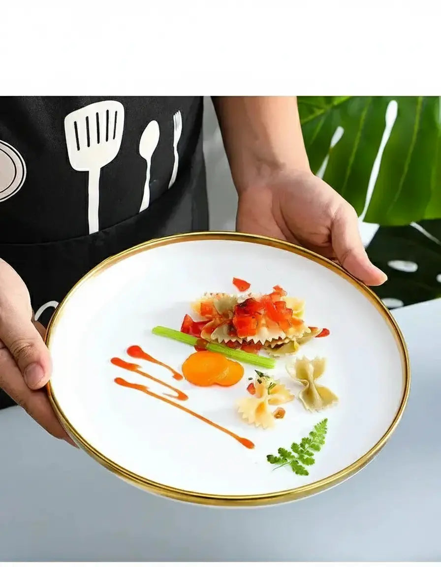 Porzellangeschirr – Weiss mit Goldrand – Vielseitige Sets