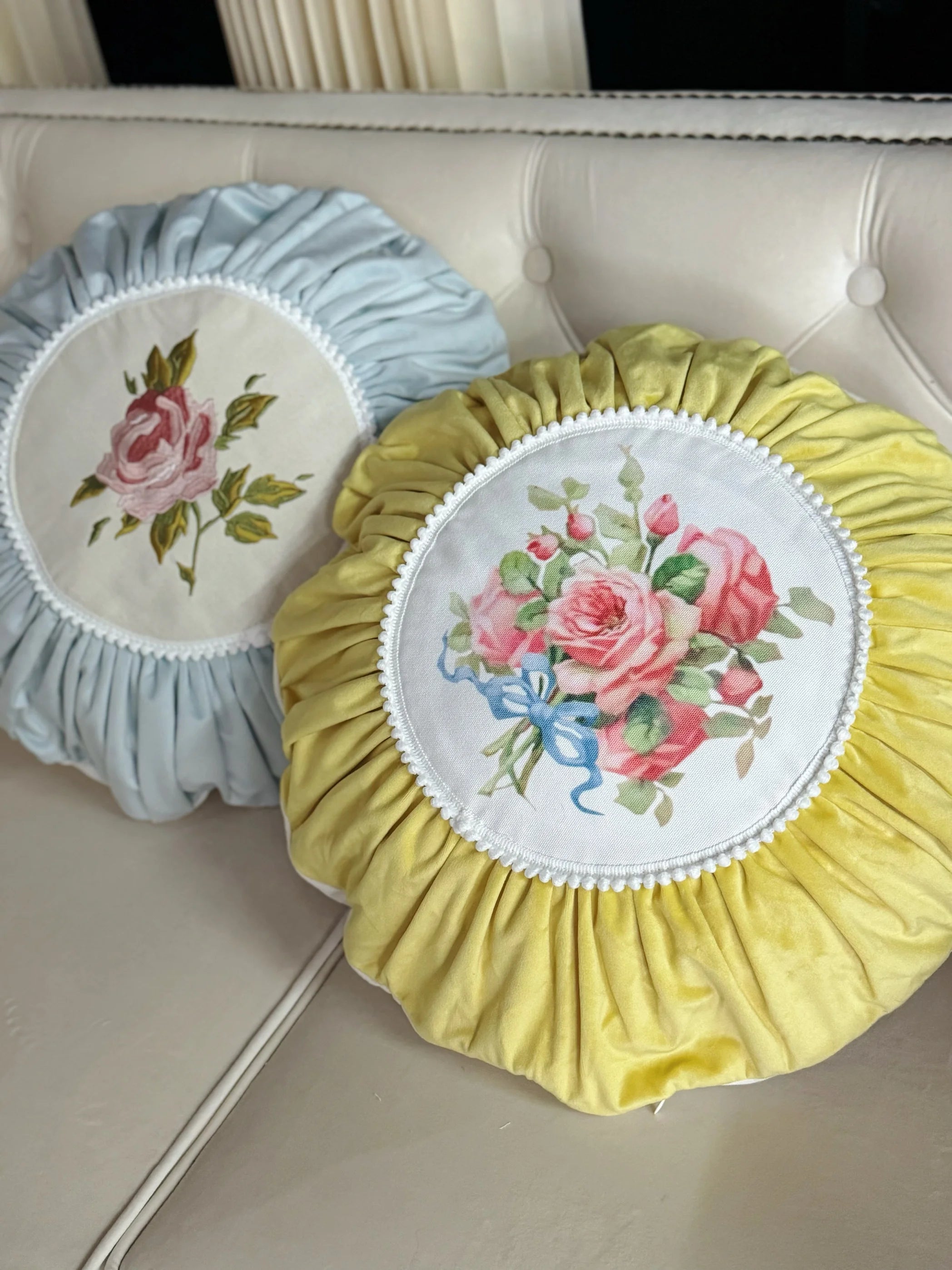 Retro Rosen Kissenbezug – Samt Floral 50x50 cm