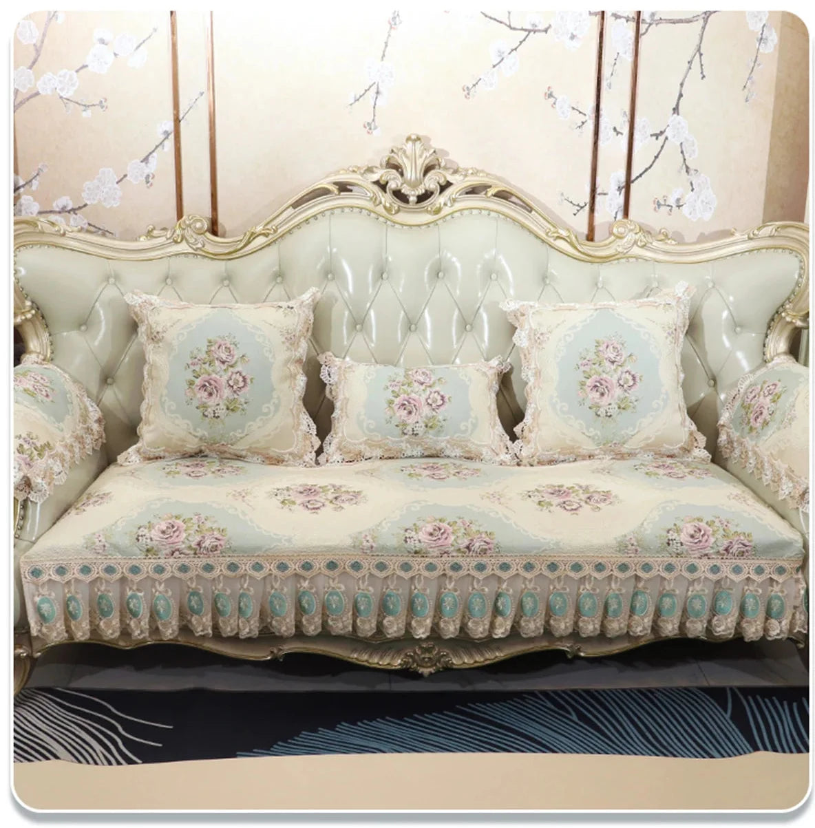 Floraler Spitzenkissenbezug aus Polyester in Beige 50x50cm