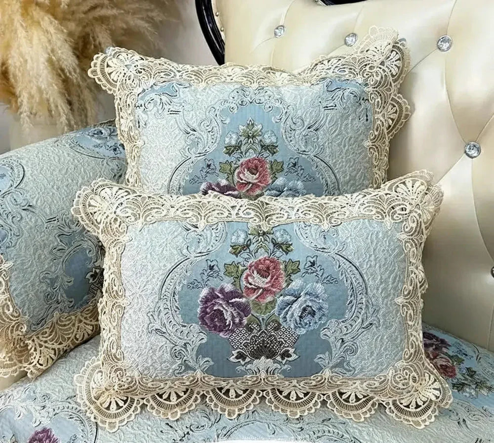 Romantischer Kissenbezug 50x50cm aus Polyester in floraler Spitze, Farbe: A-Golden Beige