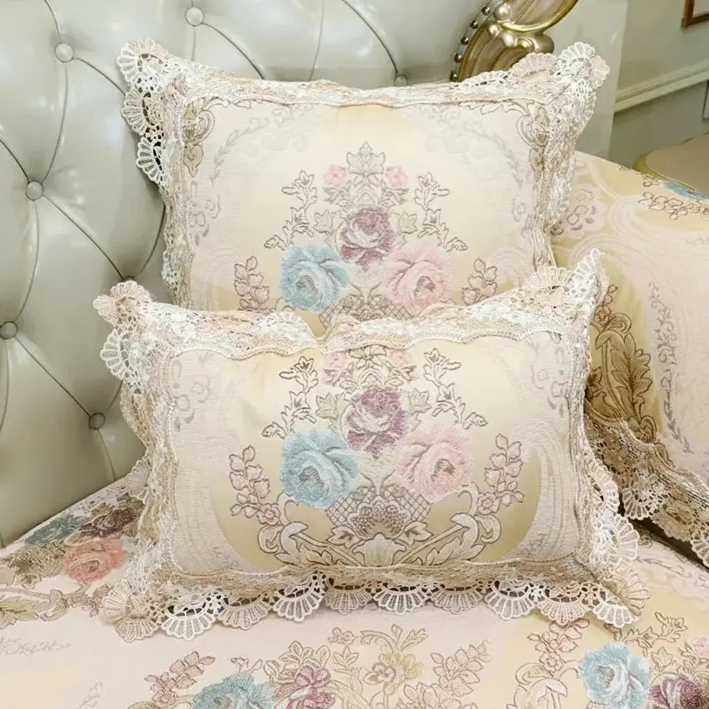 Florales Strickmuster Zierkissen aus Polyester, 50x50cm, in Beige oder Blau