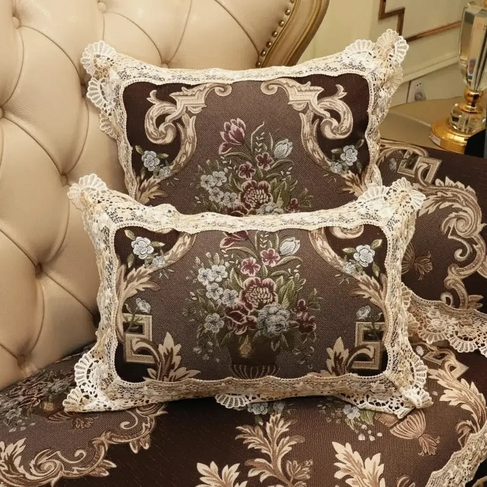 Romantische Spitzenkissenhülle 50x50cm mit floralem Muster aus Polyester, Farbe: Beige