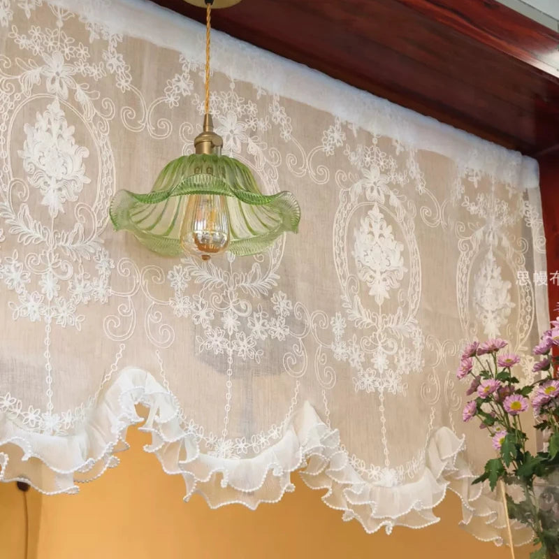 Romantische Weisse Tüll-Vorhänge – Bestickte Spitze – 170x65cm