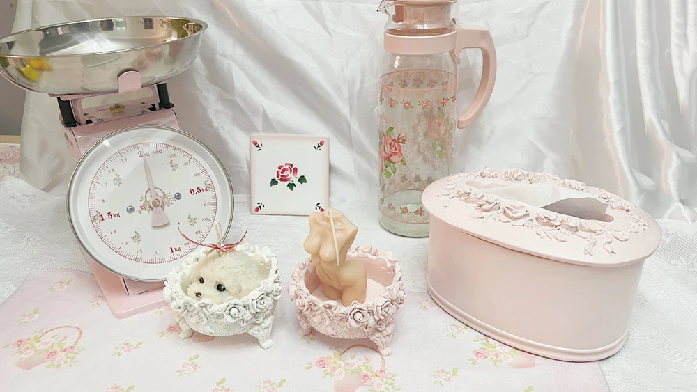 Rosa Kerzenhalter mit Schleife – Modernes Design – Wohnbereich