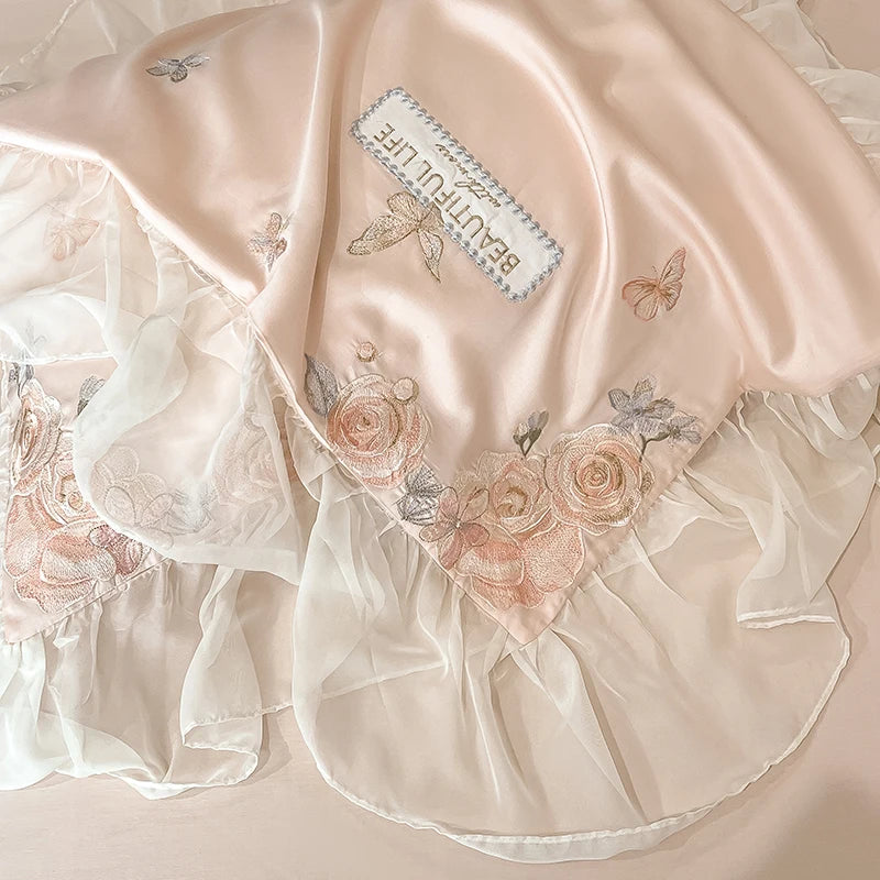 Rosenschmuck Bettwäsche – Stickerei Lyocell – King/Queen Set