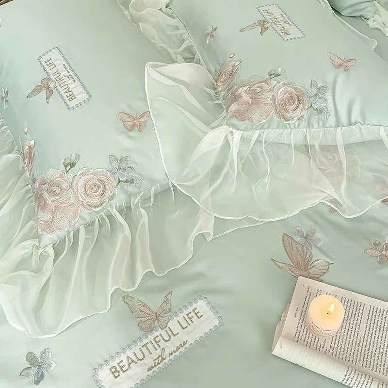 Rosenschmuck Bettwäsche – Stickerei Lyocell – King/Queen Set