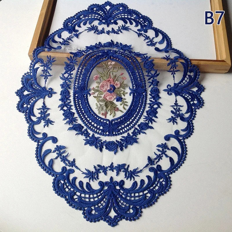 Runde Spitzentischdecke – Moderner Stil – 43x30cm