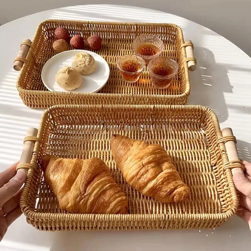 Runder Rattan Korb – Rustikales Design mit Holzgriff