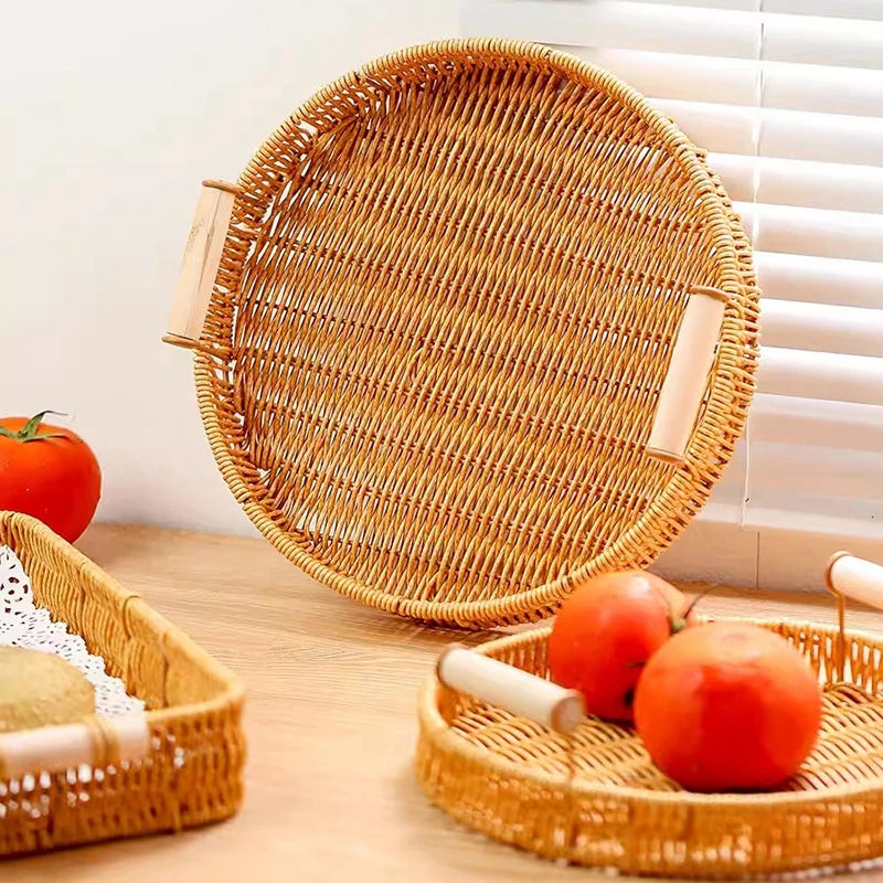 Runder Rattan Korb – Rustikales Design mit Holzgriff