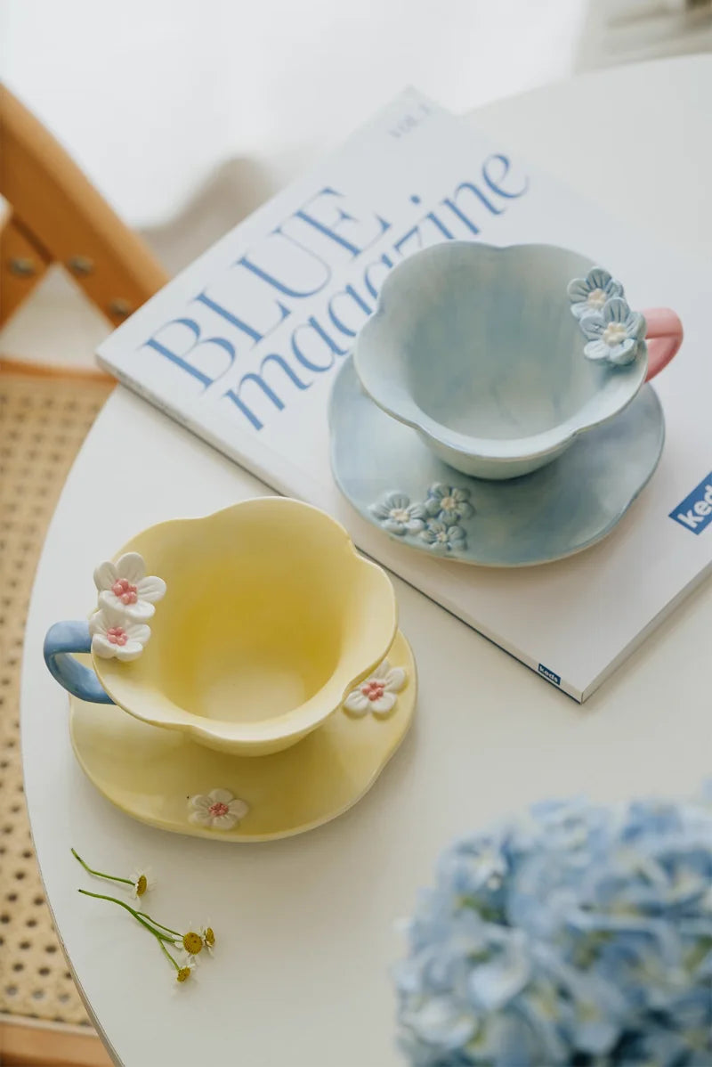 Nordische Keramik-Kaffeetasse – Handgefertigt, Bürostil