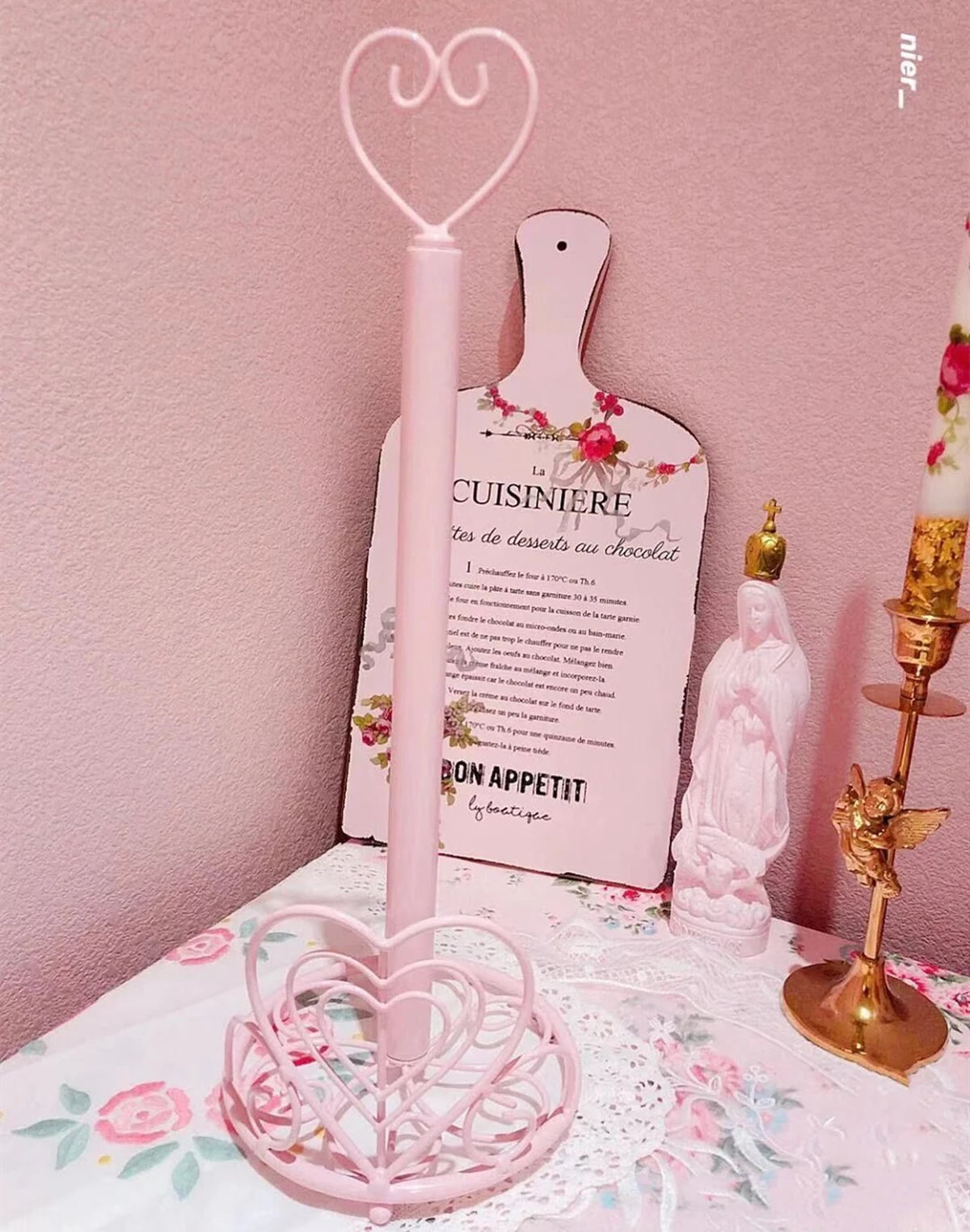 Küchenrollenhalter – Eisen Design – Pink & Weiss