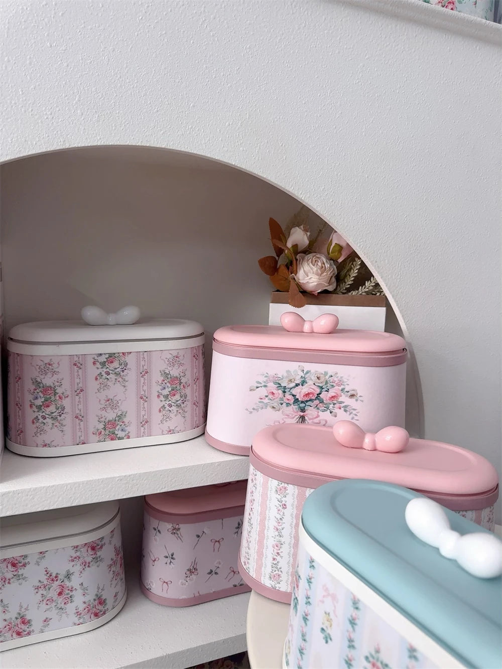 Hochformatiger Aufbewahrungseimer – Modern – Schreibtisch