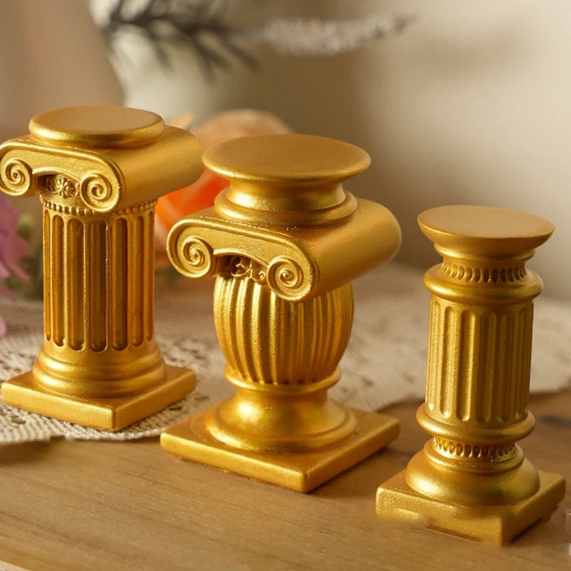 Griechischer Säulen Kerzenhalter – Polyresin Design – Wohndeko
