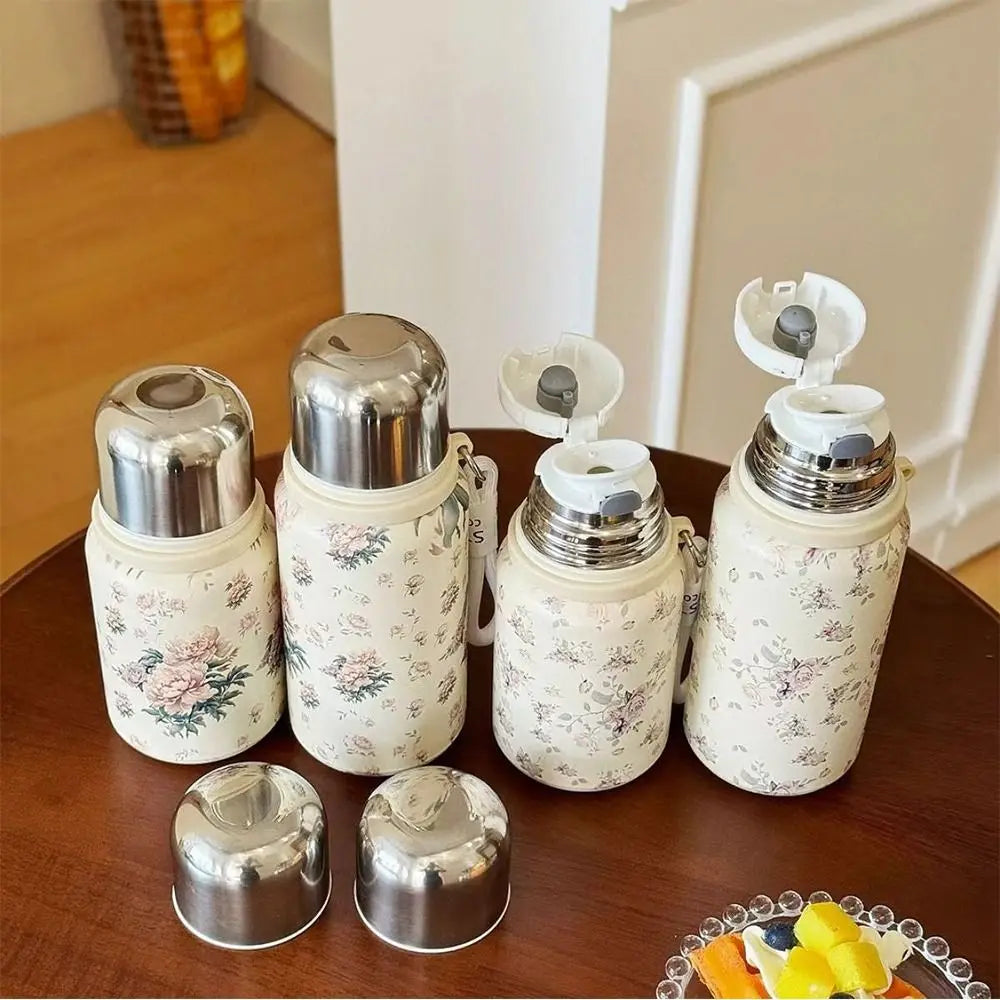 Edelstahl Trinkflasche – Isoliertes Schlankes Design – 19x8 cm / 22x8 cm