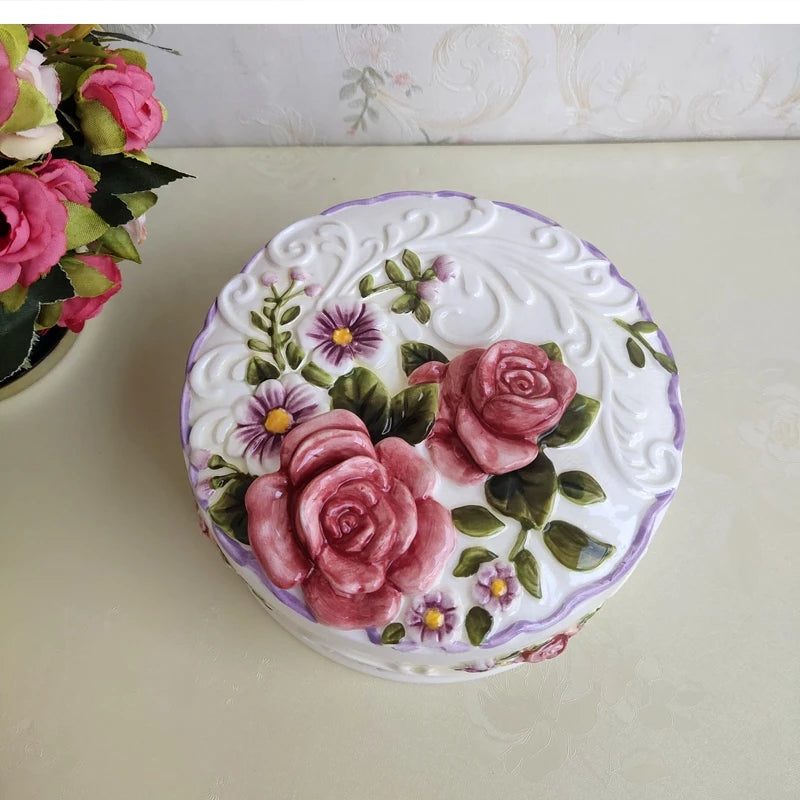 Handbemalte Keramiktasse – Europäischer Stil – 270ml