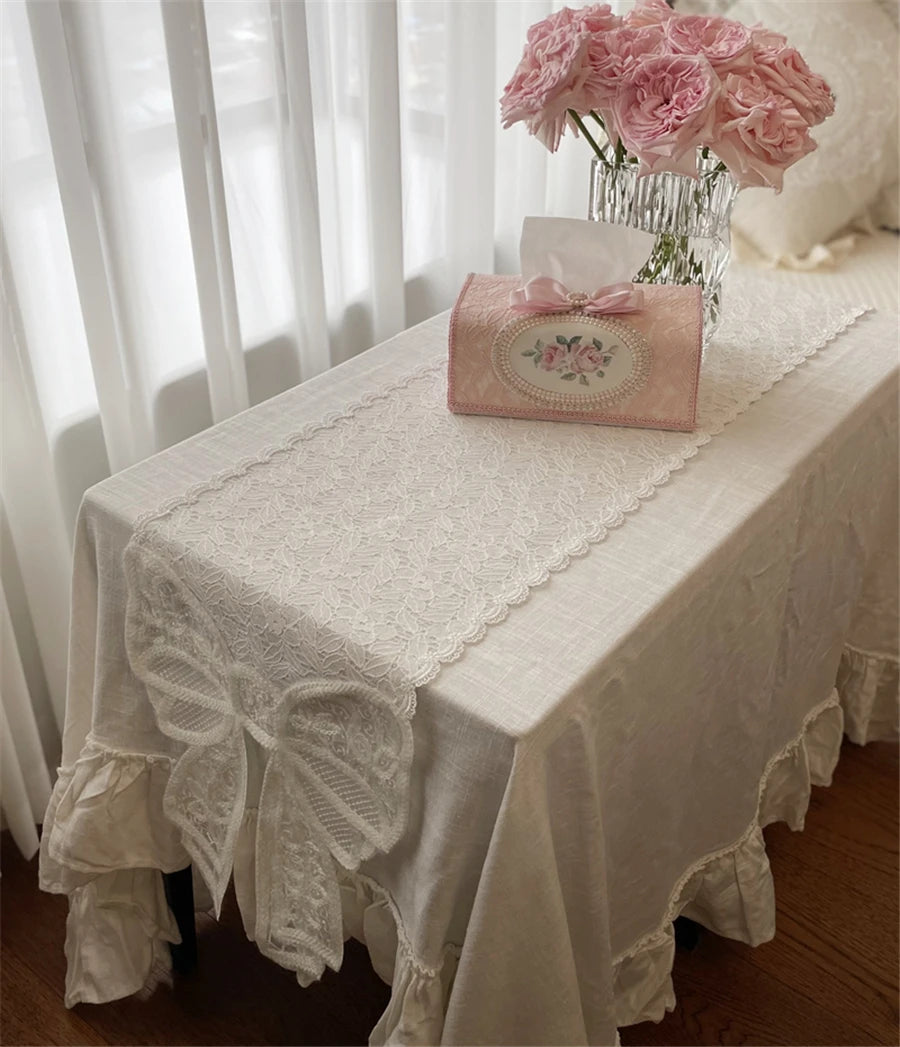 Elegante Spitzen-Tischläufer – Französisches Design – 30x190cm
