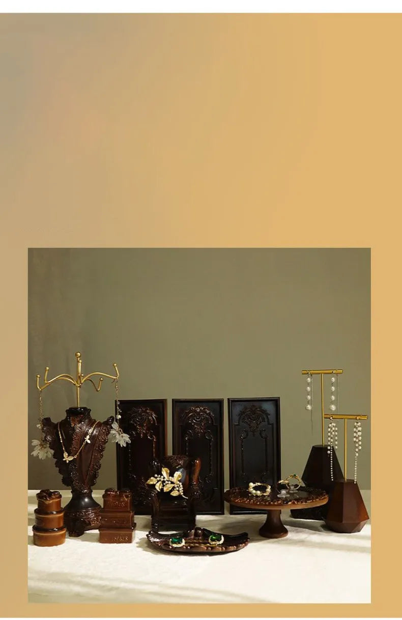 Schmuckständer – Retro Gips Design – 27 cm Höhe