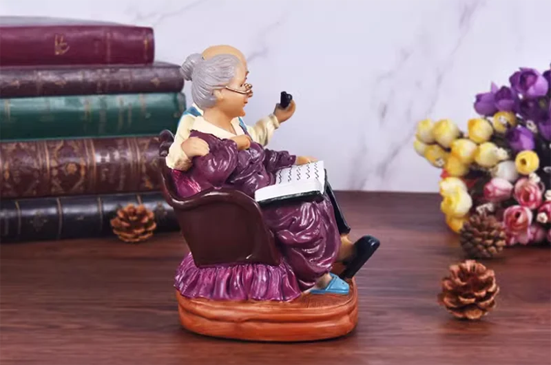 Moderne Resin-Statue – Grosseltern Edition