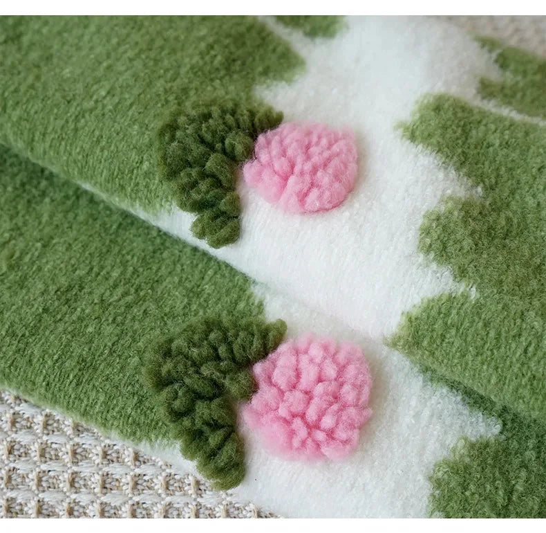 Yulan Blumen Kissenhülle – Bestickte Leinwand – 45x45cm