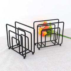 Serviettenhalter – Moderne Metalloptik – Essentiell für Arbeitstische