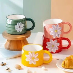 Keramik-Kaffeetasse – Gemaltes Blumendesign – 300ml