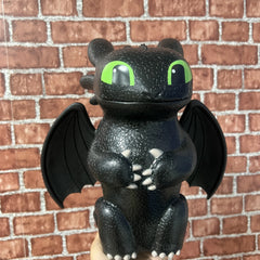 Toothless Dekorationsbecher – Stilisiertes Anime-Design 50°C Limit