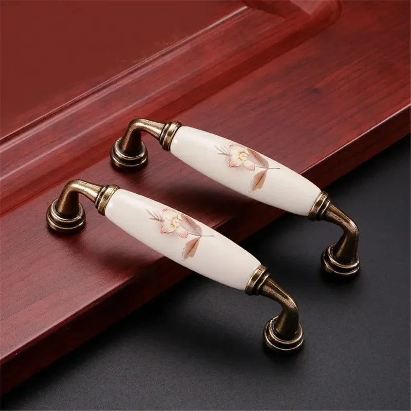 Vintage Keramik Möbelknopf – Ländlicher Stil