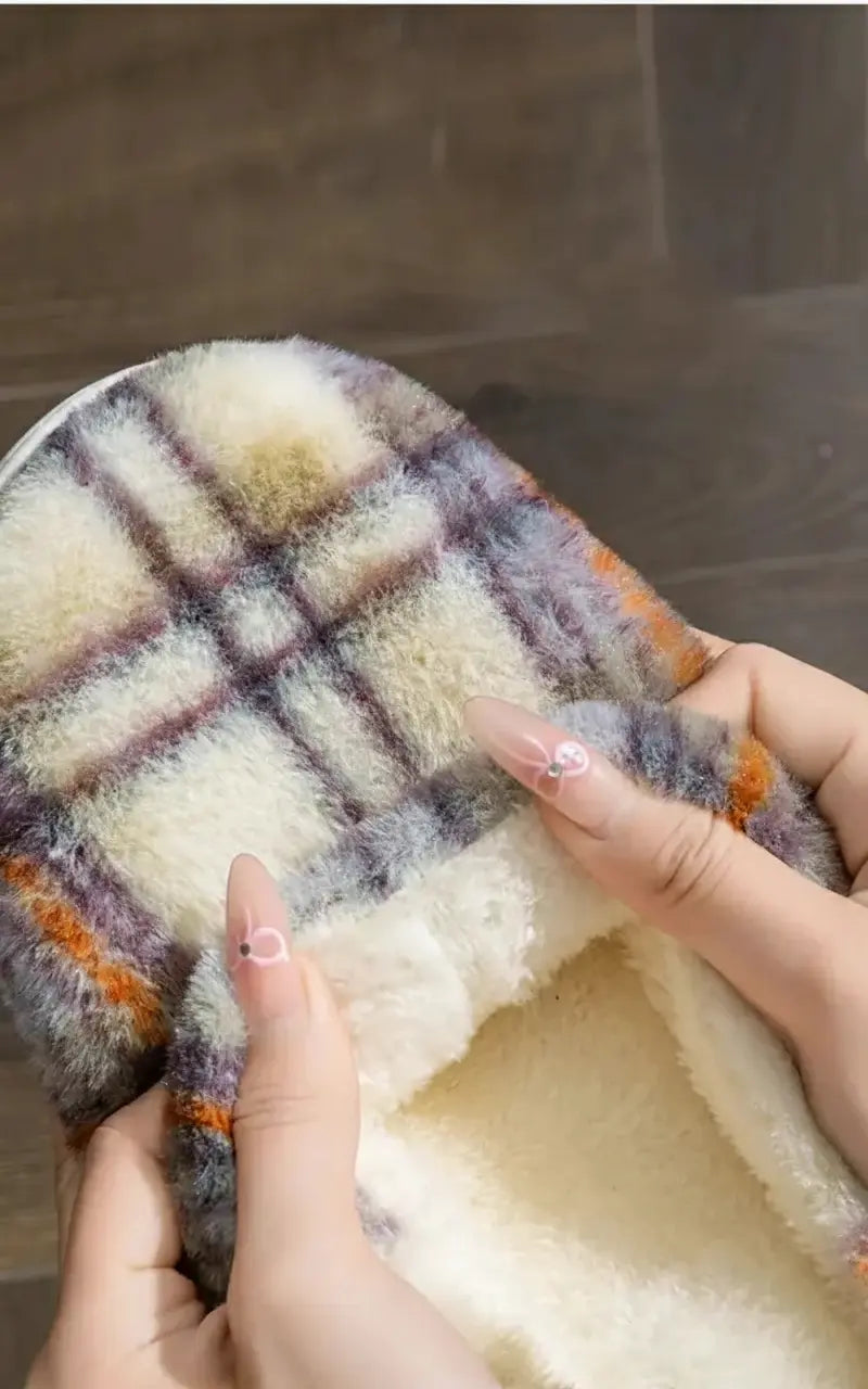Winter Wärmeslippers – Plüschige Gemütlichkeit Zuhause