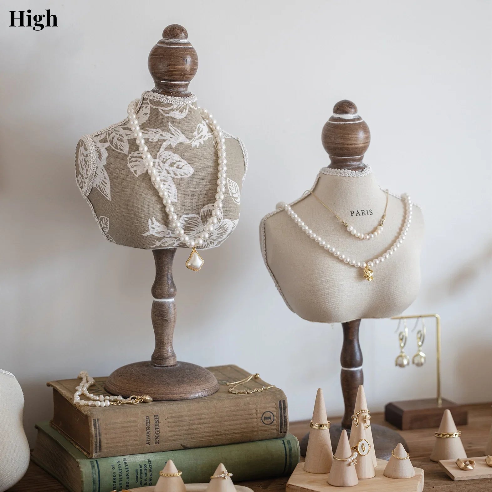 Halsketten Display Ständer – Samt Design – Für Schmuckaufbewahrung