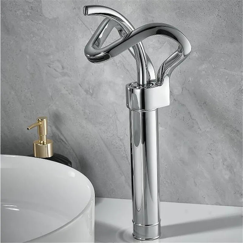 Badarmatur – Messing Design – Zeitlose Eleganz